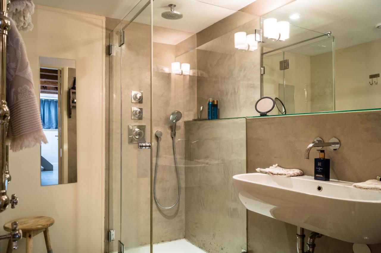 B&B Amsterdam Amstel Apartment ภายนอก รูปภาพ