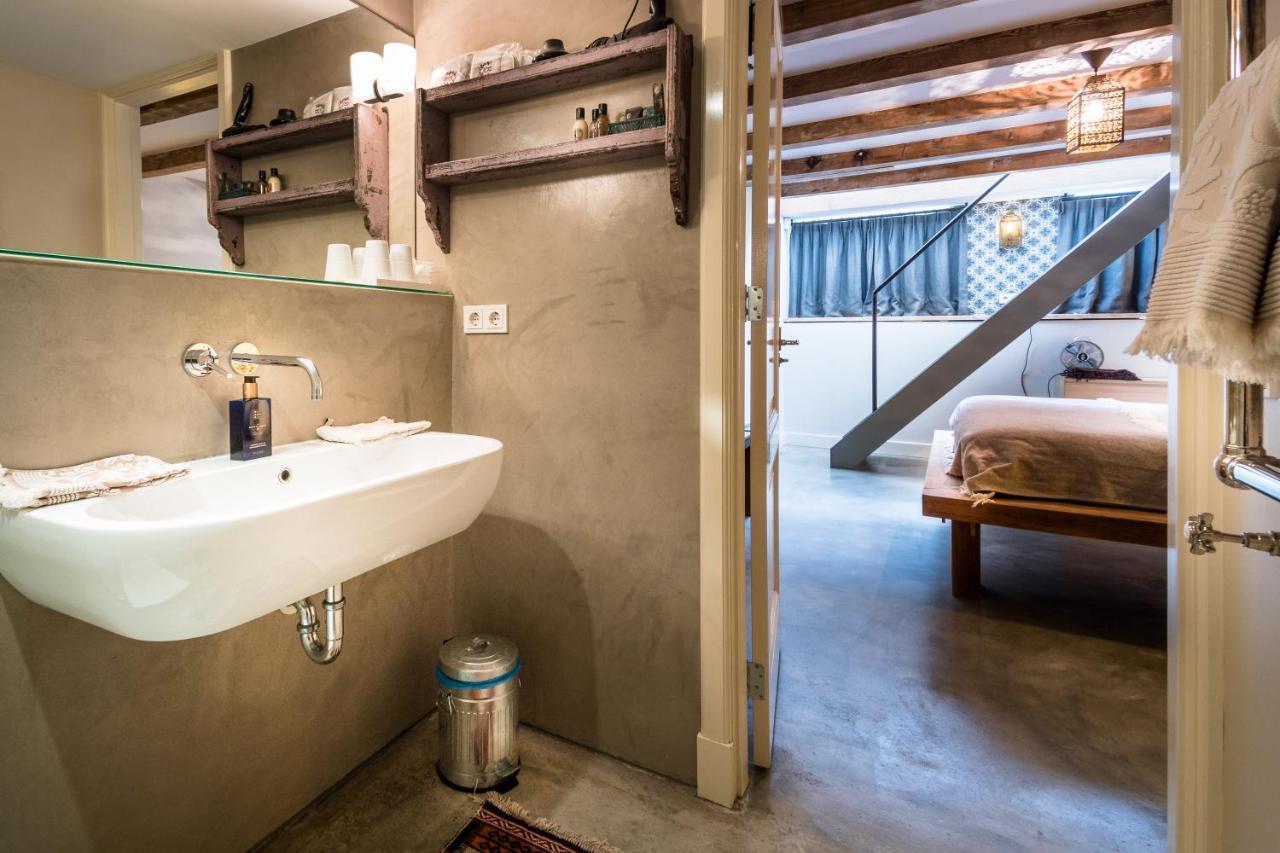B&B Amsterdam Amstel Apartment ภายนอก รูปภาพ